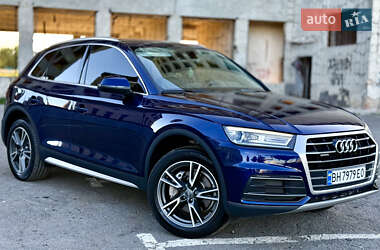 Внедорожник / Кроссовер Audi Q5 2017 в 