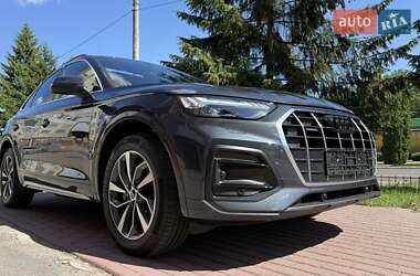 Внедорожник / Кроссовер Audi Q5 2022 в 