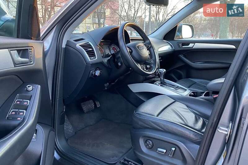 Позашляховик / Кросовер Audi Q5 2013 в Києві