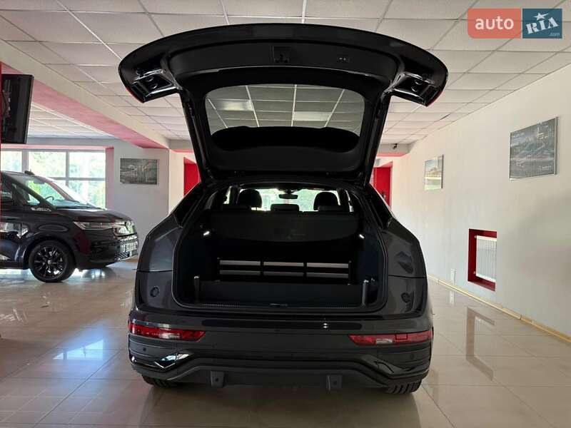 Внедорожник / Кроссовер Audi Q5 2022 в Черкассах