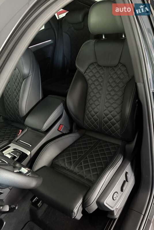 Внедорожник / Кроссовер Audi Q5 2022 в Черкассах