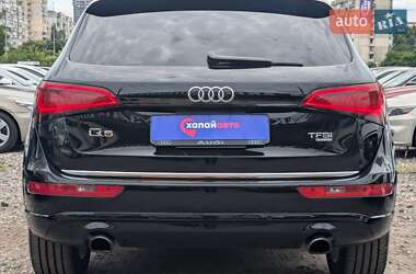 Внедорожник / Кроссовер Audi Q5 2015 в 