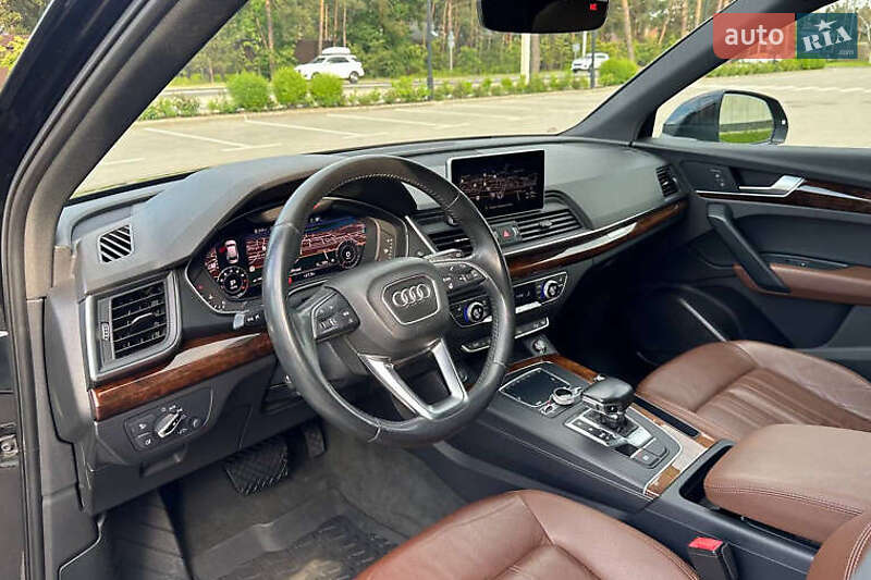 Внедорожник / Кроссовер Audi Q5 2017 в Киеве