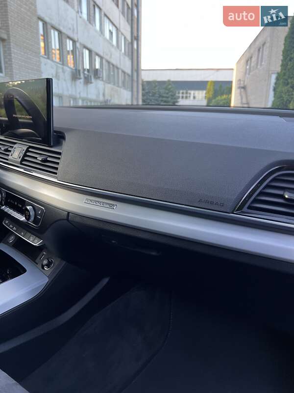 Внедорожник / Кроссовер Audi Q5 2021 в Луцке фото 31 Внедорожник / Кроссовер Audi Q5 2021 в Луцке