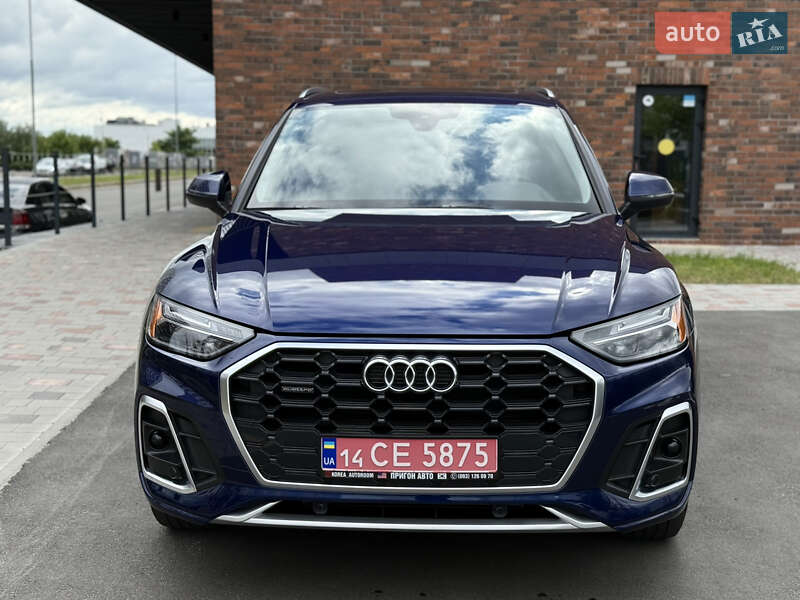 Внедорожник / Кроссовер Audi Q5 2022 в 