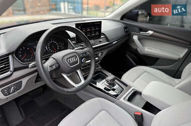 Внедорожник / Кроссовер Audi Q5 2022 в 