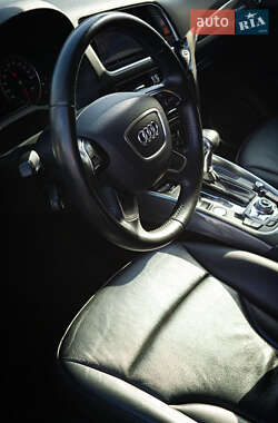 Внедорожник / Кроссовер Audi Q5 2016 в 