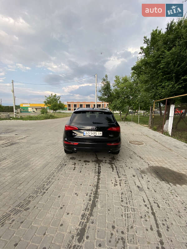 Позашляховик / Кросовер Audi Q5 2013 в Мукачевому