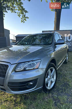 Внедорожник / Кроссовер Audi Q5 2011 в 
