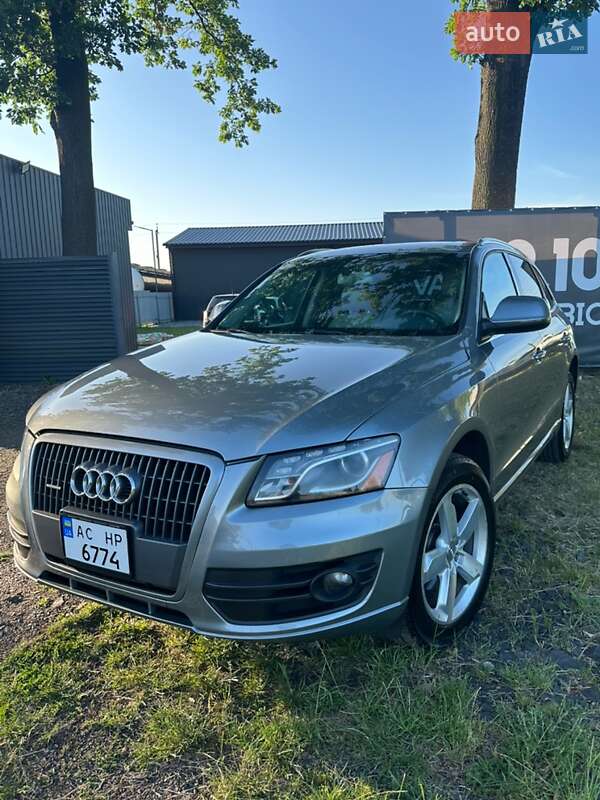 Внедорожник / Кроссовер Audi Q5 2011 в Луцке