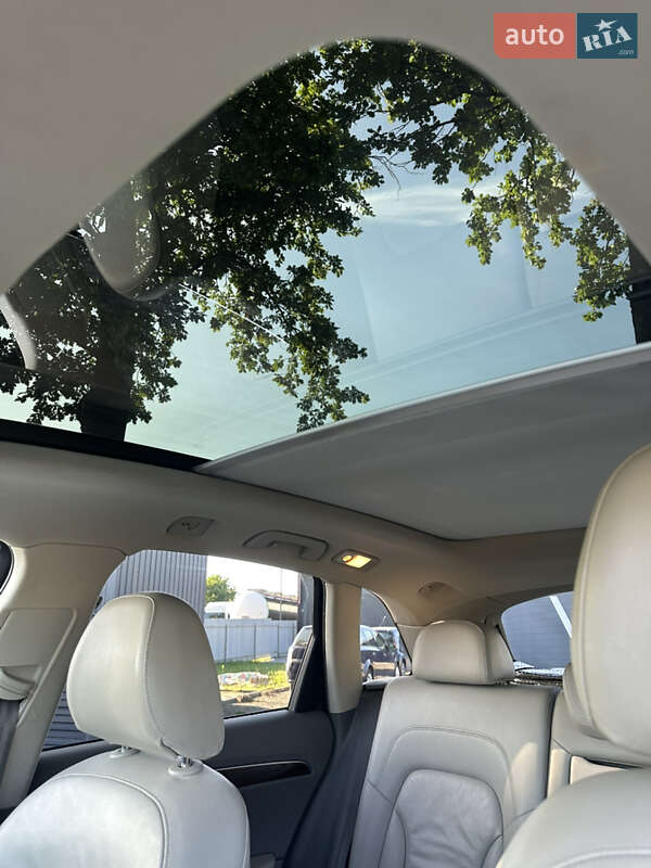 Внедорожник / Кроссовер Audi Q5 2011 в Луцке