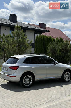 Внедорожник / Кроссовер Audi Q5 2012 в 