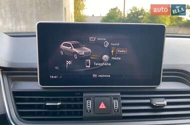 Позашляховик / Кросовер Audi Q5 2018 в 
