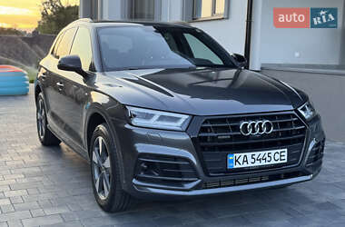 Внедорожник / Кроссовер Audi Q5 2020 в 