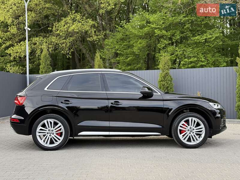 Внедорожник / Кроссовер Audi Q5 2020 в Тернополе