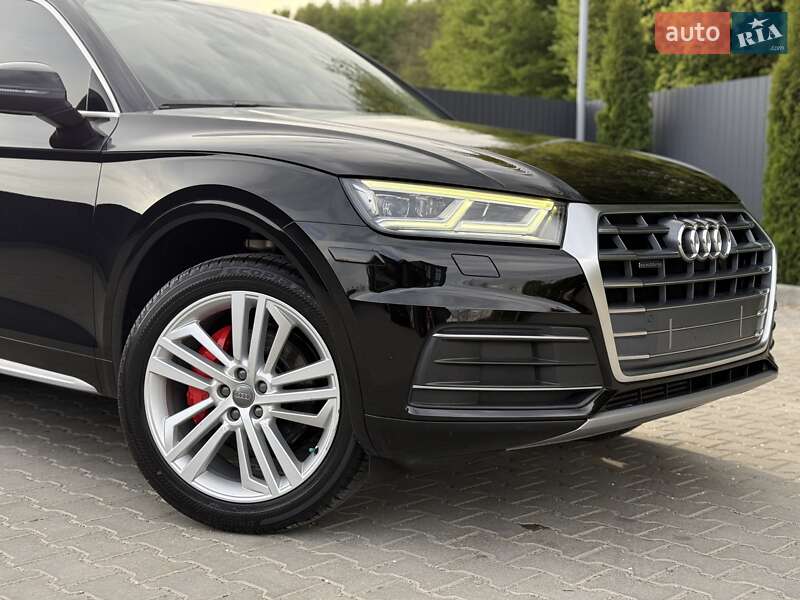 Внедорожник / Кроссовер Audi Q5 2020 в Тернополе