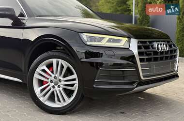 Внедорожник / Кроссовер Audi Q5 2020 в 