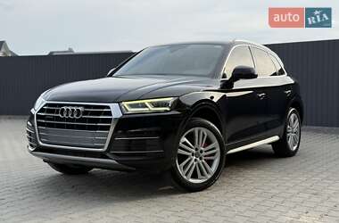 Внедорожник / Кроссовер Audi Q5 2020 в 