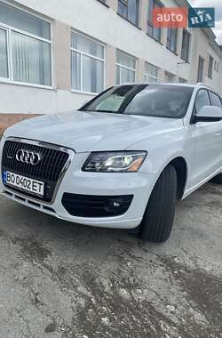 Внедорожник / Кроссовер Audi Q5 2011 в 