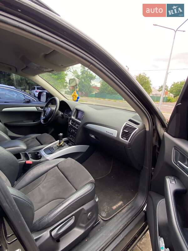 Внедорожник / Кроссовер Audi Q5 2009 в Киеве