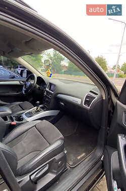 Внедорожник / Кроссовер Audi Q5 2009 в 