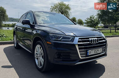 Внедорожник / Кроссовер Audi Q5 2018 в 