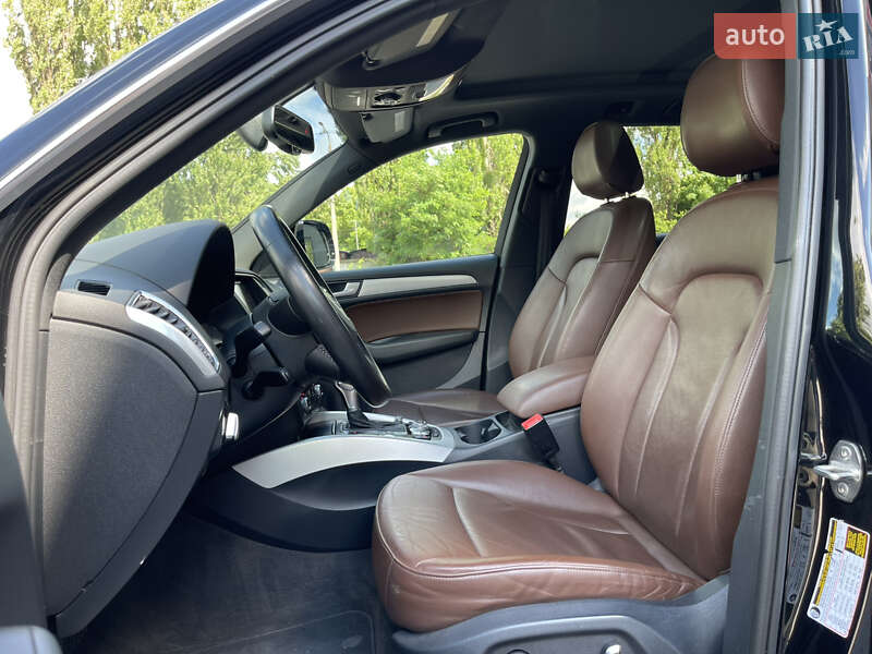 Внедорожник / Кроссовер Audi Q5 2016 в Ровно