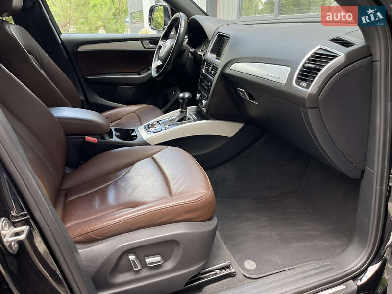 Внедорожник / Кроссовер Audi Q5 2016 в Ровно