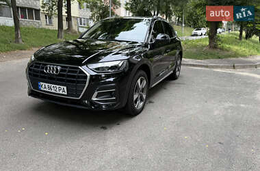 Позашляховик / Кросовер Audi Q5 2022 в Києві