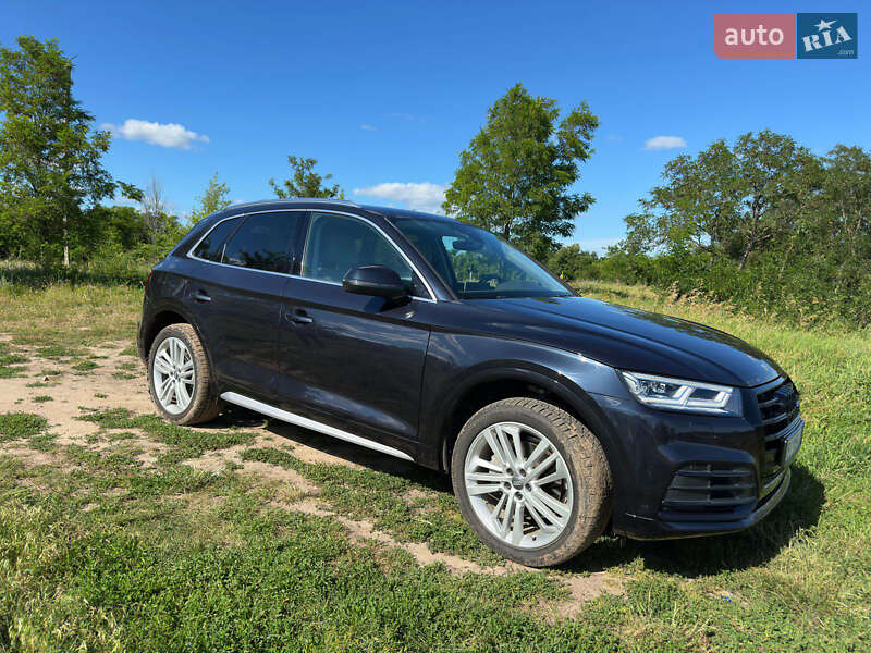 Внедорожник / Кроссовер Audi Q5 2021 в Лубнах