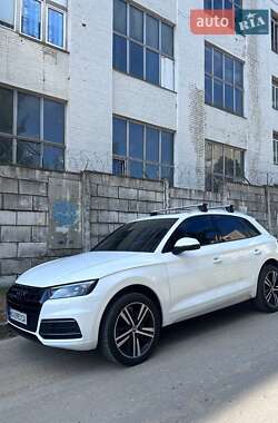Внедорожник / Кроссовер Audi Q5 2019 в Киеве