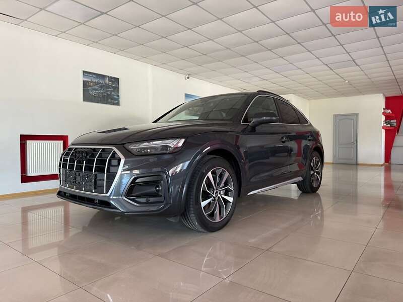 Внедорожник / Кроссовер Audi Q5 2022 в Черкассах