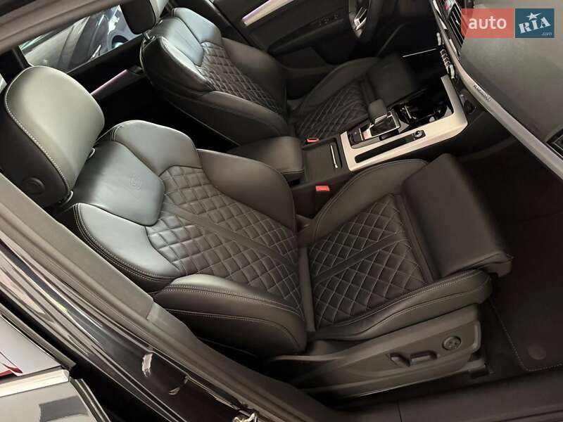 Внедорожник / Кроссовер Audi Q5 2022 в Черкассах