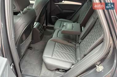 Внедорожник / Кроссовер Audi Q5 2022 в 