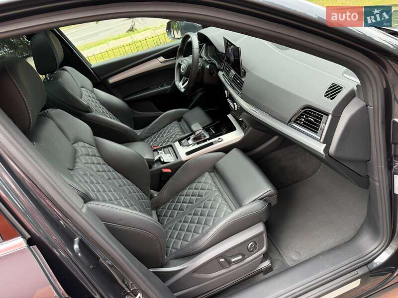 Внедорожник / Кроссовер Audi Q5 2022 в Черкассах