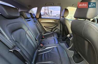 Внедорожник / Кроссовер Audi Q5 2011 в 