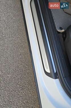 Внедорожник / Кроссовер Audi Q5 2011 в 
