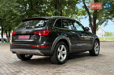 Внедорожник / Кроссовер Audi Q5 2012 в 