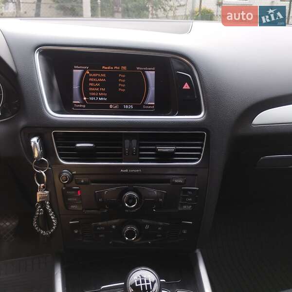 Позашляховик / Кросовер Audi Q5 2010 в Кам'янці-Бузькій