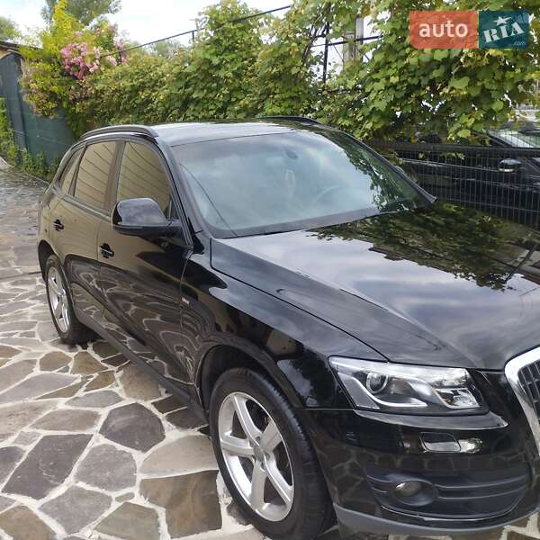 Позашляховик / Кросовер Audi Q5 2010 в Кам'янці-Бузькій
