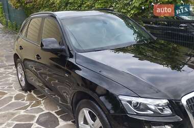 Внедорожник / Кроссовер Audi Q5 2010 в 