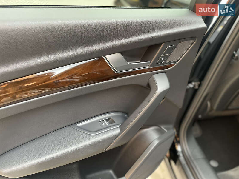Внедорожник / Кроссовер Audi Q5 2018 в Коломые