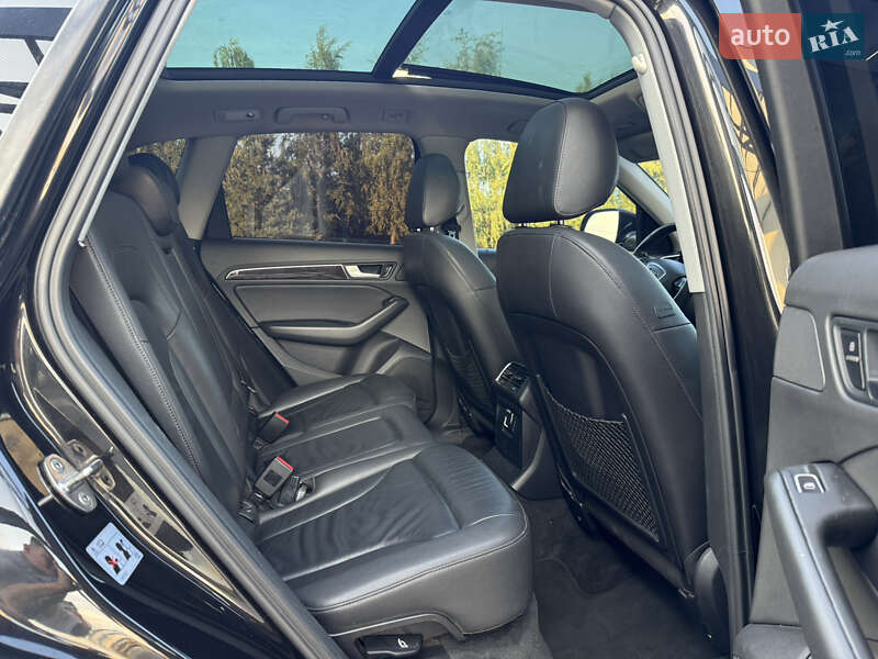Внедорожник / Кроссовер Audi Q5 2013 в Ужгороде