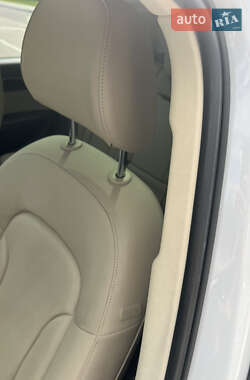 Позашляховик / Кросовер Audi Q5 2013 в 