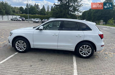 Позашляховик / Кросовер Audi Q5 2013 в 