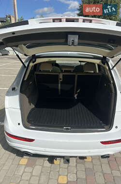 Позашляховик / Кросовер Audi Q5 2013 в 