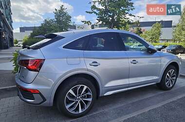 Внедорожник / Кроссовер Audi Q5 2022 в 