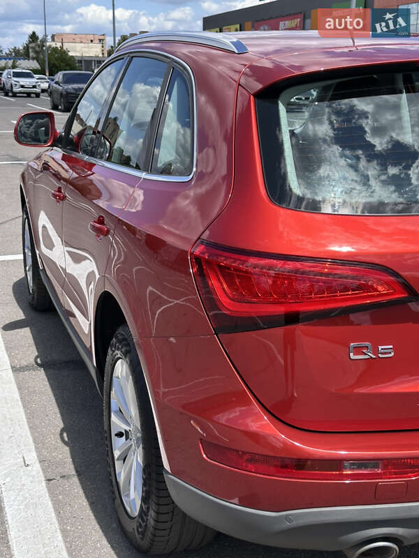 Внедорожник / Кроссовер Audi Q5 2014 в Решетиловке