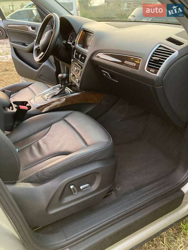 Внедорожник / Кроссовер Audi Q5 2012 в Львове