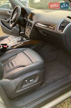 Внедорожник / Кроссовер Audi Q5 2012 в 